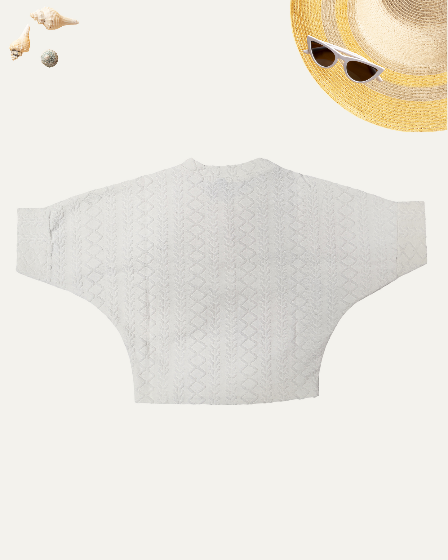 GIRLS WHITE TOP WITH A BROOCH (4-12 YEARS) - Girlism